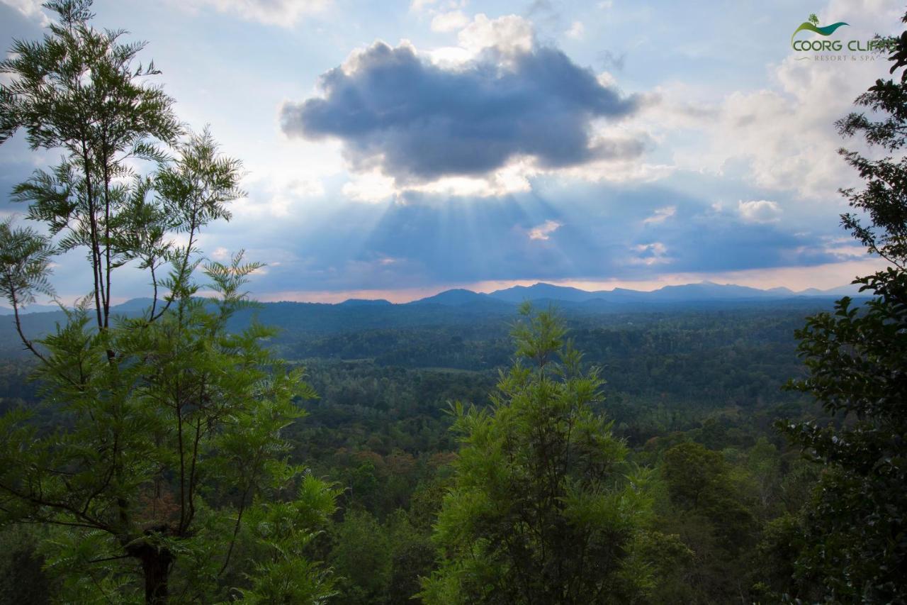 Coorg Cliffs Resorts Ammatti Dış mekan fotoğraf